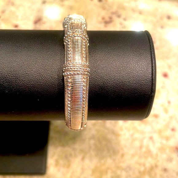 Judith Ripka Sterling Silver hinged cuff - Picture 5 of 13